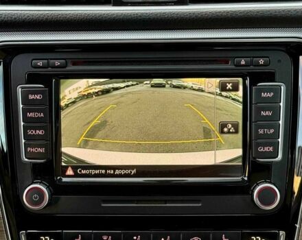 Фольксваген Пассат 2012 в Киеве на Automoto.ua Белый Фольксваген Пассат, объемом двигателя 3.6 л и пробегом 137 тыс. км за 10900 $, фото 15 на Automoto.ua