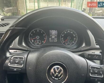 Белый Фольксваген Пассат, объемом двигателя 2.5 л и пробегом 270 тыс. км за 8799 $, фото 23 на Automoto.ua