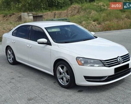 Белый Фольксваген Пассат, объемом двигателя 2.5 л и пробегом 155 тыс. км за 11500 $, фото 3 на Automoto.ua