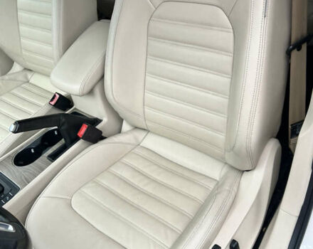 Белый Фольксваген Пассат, объемом двигателя 3.6 л и пробегом 136 тыс. км за 10000 $, фото 21 на Automoto.ua