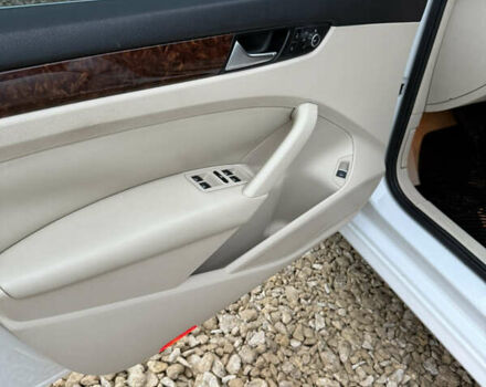 Белый Фольксваген Пассат, объемом двигателя 2 л и пробегом 166 тыс. км за 11700 $, фото 24 на Automoto.ua