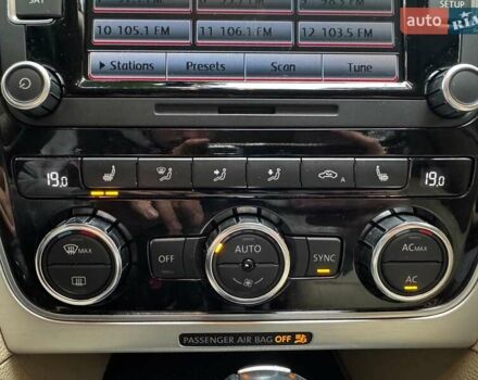 Белый Фольксваген Пассат, объемом двигателя 2.5 л и пробегом 225 тыс. км за 10590 $, фото 17 на Automoto.ua