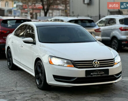 Белый Фольксваген Пассат, объемом двигателя 2.48 л и пробегом 125 тыс. км за 9900 $, фото 3 на Automoto.ua