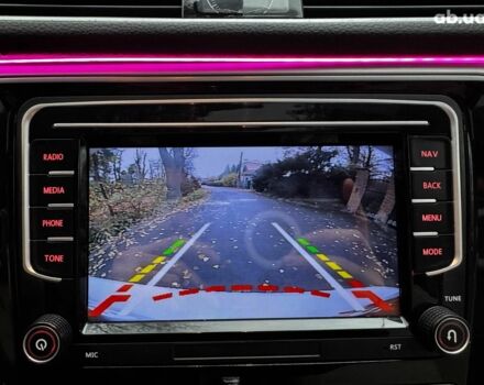 Белый Фольксваген Пассат, объемом двигателя 2.5 л и пробегом 190 тыс. км за 10790 $, фото 20 на Automoto.ua