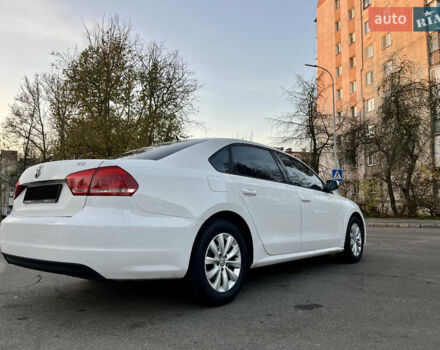 Білий Фольксваген Пассат, об'ємом двигуна 2.5 л та пробігом 322 тис. км за 9999 $, фото 8 на Automoto.ua