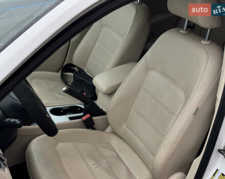 Белый Фольксваген Пассат, объемом двигателя 2.5 л и пробегом 188 тыс. км за 10590 $, фото 22 на Automoto.ua