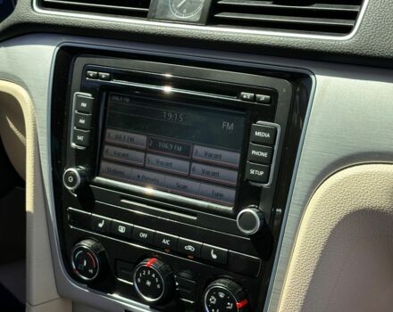 Белый Фольксваген Пассат, объемом двигателя 2.5 л и пробегом 247 тыс. км за 8900 $, фото 12 на Automoto.ua