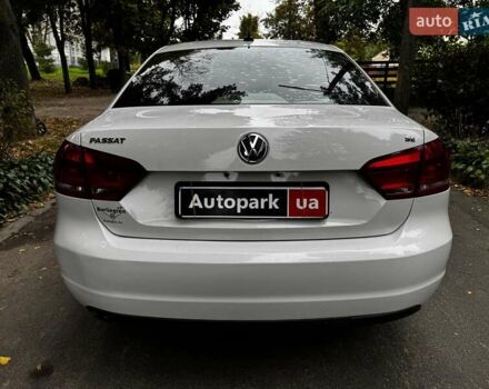 Белый Фольксваген Пассат, объемом двигателя 2.5 л и пробегом 225 тыс. км за 10590 $, фото 5 на Automoto.ua