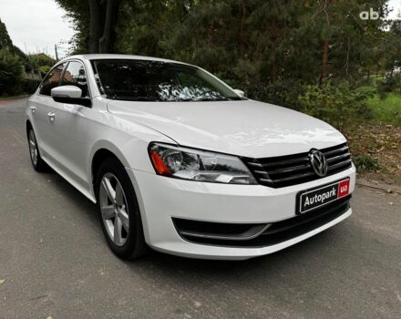 Белый Фольксваген Пассат, объемом двигателя 2.5 л и пробегом 225 тыс. км за 10590 $, фото 2 на Automoto.ua