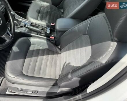 Белый Фольксваген Пассат, объемом двигателя 1.97 л и пробегом 243 тыс. км за 12700 $, фото 12 на Automoto.ua