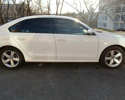 Белый Фольксваген Пассат, объемом двигателя 2.5 л и пробегом 309 тыс. км за 9500 $, фото 1 на Automoto.ua