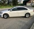 Белый Фольксваген Пассат, объемом двигателя 2.5 л и пробегом 185 тыс. км за 8600 $, фото 3 на Automoto.ua