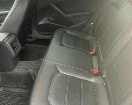 Белый Фольксваген Пассат, объемом двигателя 2.5 л и пробегом 290 тыс. км за 10000 $, фото 6 на Automoto.ua