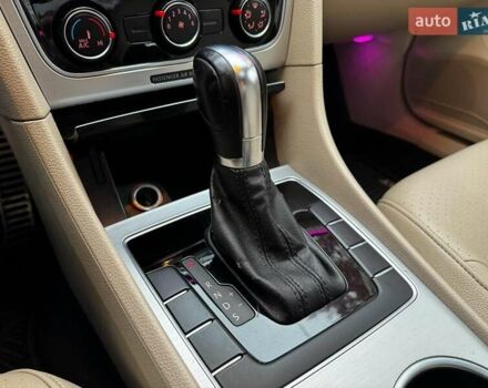 Білий Фольксваген Пассат, об'ємом двигуна 2.5 л та пробігом 190 тис. км за 10790 $, фото 23 на Automoto.ua