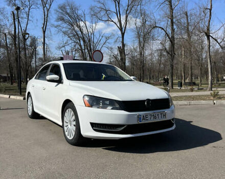 Білий Фольксваген Пассат, об'ємом двигуна 2.5 л та пробігом 217 тис. км за 10000 $, фото 2 на Automoto.ua