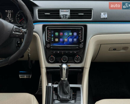 Белый Фольксваген Пассат, объемом двигателя 2.5 л и пробегом 188 тыс. км за 10590 $, фото 51 на Automoto.ua