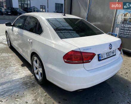 Білий Фольксваген Пассат, об'ємом двигуна 2.48 л та пробігом 220 тис. км за 10700 $, фото 8 на Automoto.ua