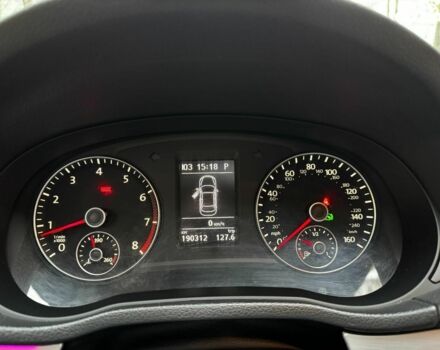 Белый Фольксваген Пассат, объемом двигателя 2.5 л и пробегом 190 тыс. км за 10790 $, фото 15 на Automoto.ua