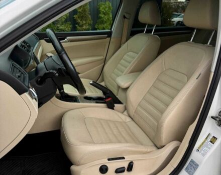 Фольксваген Пассат 2012 в Киеве на Automoto.ua Белый Фольксваген Пассат, объемом двигателя 3.6 л и пробегом 137 тыс. км за 10900 $, фото 19 на Automoto.ua