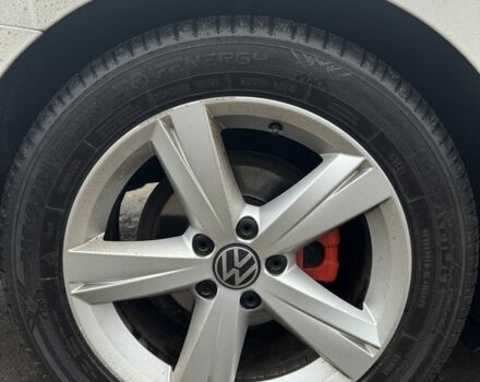 Белый Фольксваген Пассат, объемом двигателя 2.5 л и пробегом 201 тыс. км за 10400 $, фото 5 на Automoto.ua