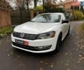 Білий Фольксваген Пассат, об'ємом двигуна 2.5 л та пробігом 190 тис. км за 10790 $, фото 1 на Automoto.ua