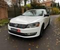 Белый Фольксваген Пассат, объемом двигателя 2.5 л и пробегом 190 тыс. км за 10790 $, фото 1 на Automoto.ua