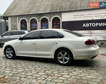 Белый Фольксваген Пассат, объемом двигателя 2.48 л и пробегом 213 тыс. км за 9400 $, фото 6 на Automoto.ua