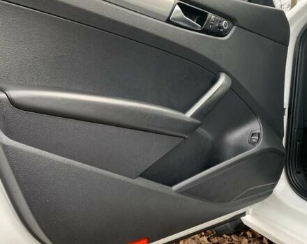 Белый Фольксваген Пассат, объемом двигателя 2.5 л и пробегом 121 тыс. км за 9800 $, фото 14 на Automoto.ua