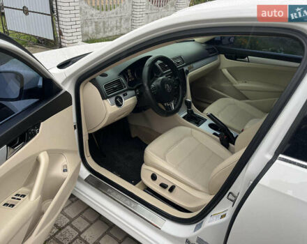 Білий Фольксваген Пассат, об'ємом двигуна 1.97 л та пробігом 267 тис. км за 10500 $, фото 14 на Automoto.ua