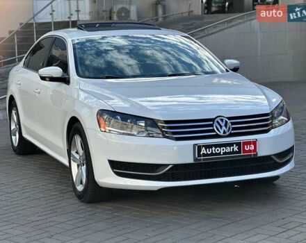 Білий Фольксваген Пассат, об'ємом двигуна 2.5 л та пробігом 159 тис. км за 10990 $, фото 2 на Automoto.ua