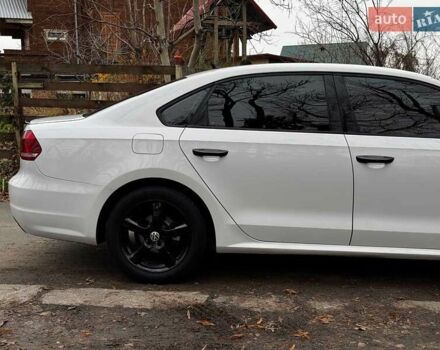 Білий Фольксваген Пассат, об'ємом двигуна 2.5 л та пробігом 206 тис. км за 9990 $, фото 5 на Automoto.ua