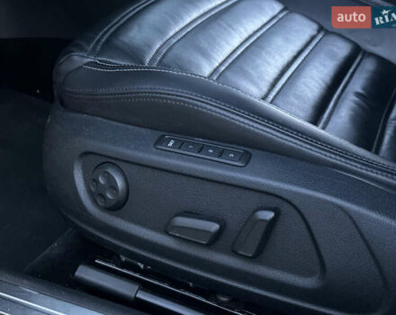 Фольксваген Пассат 2013 в Одессе на Automoto.ua Белый Фольксваген Пассат, объемом двигателя 1.98 л и пробегом 150 тыс. км за 12500 $, фото 47 на Automoto.ua