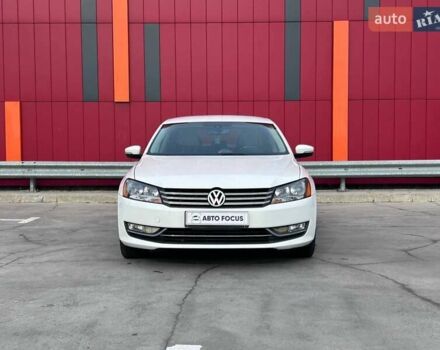 Білий Фольксваген Пассат, об'ємом двигуна 2.5 л та пробігом 158 тис. км за 11290 $, фото 2 на Automoto.ua