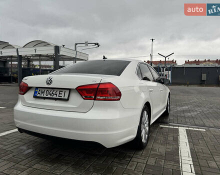 Белый Фольксваген Пассат, объемом двигателя 2.5 л и пробегом 249 тыс. км за 9900 $, фото 4 на Automoto.ua