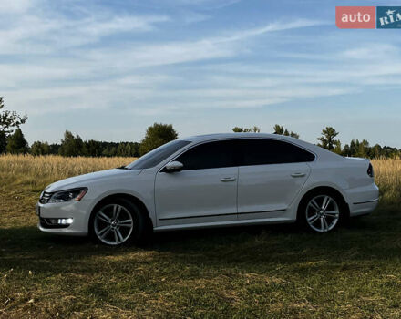 Фольксваген Пассат 2013 в Вышгороде на Automoto.ua Белый Фольксваген Пассат, объемом двигателя 1.97 л и пробегом 102 тыс. км за 14000 $, фото 5 на Automoto.ua