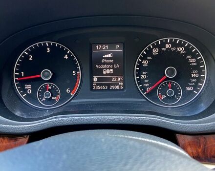 Белый Фольксваген Пассат, объемом двигателя 2 л и пробегом 236 тыс. км за 12100 $, фото 5 на Automoto.ua