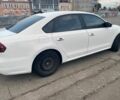 Белый Фольксваген Пассат, объемом двигателя 2.5 л и пробегом 175 тыс. км за 9900 $, фото 8 на Automoto.ua