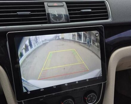 Белый Фольксваген Пассат, объемом двигателя 2.5 л и пробегом 250 тыс. км за 8000 $, фото 12 на Automoto.ua