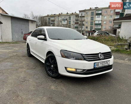 Белый Фольксваген Пассат, объемом двигателя 2.48 л и пробегом 285 тыс. км за 9500 $, фото 1 на Automoto.ua