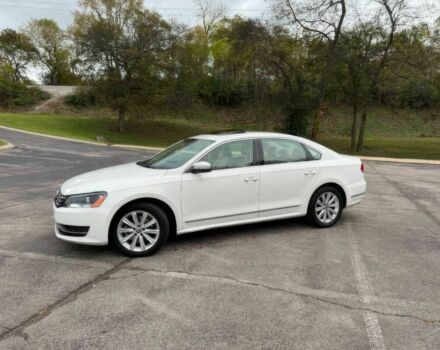 Белый Фольксваген Пассат, объемом двигателя 2.5 л и пробегом 90 тыс. км за 3900 $, фото 4 на Automoto.ua