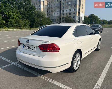 Білий Фольксваген Пассат, об'ємом двигуна 2 л та пробігом 324 тис. км за 10900 $, фото 6 на Automoto.ua