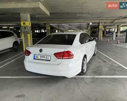 Білий Фольксваген Пассат, об'ємом двигуна 2.5 л та пробігом 250 тис. км за 8700 $, фото 6 на Automoto.ua