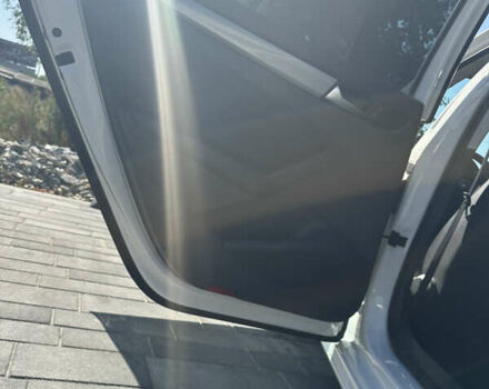 Білий Фольксваген Пассат, об'ємом двигуна 2.46 л та пробігом 241 тис. км за 9100 $, фото 18 на Automoto.ua