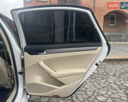 Белый Фольксваген Пассат, объемом двигателя 1.8 л и пробегом 261 тыс. км за 11500 $, фото 17 на Automoto.ua