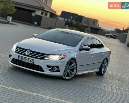 Фольксваген Пассат 2013 в Одессе на Automoto.ua Белый Фольксваген Пассат, объемом двигателя 1.98 л и пробегом 150 тыс. км за 12500 $, фото 17 на Automoto.ua