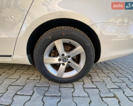 Белый Фольксваген Пассат, объемом двигателя 1.97 л и пробегом 240 тыс. км за 11200 $, фото 11 на Automoto.ua