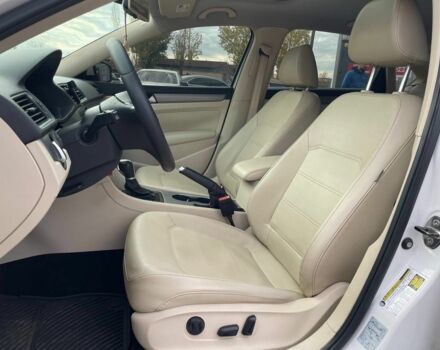 Белый Фольксваген Пассат, объемом двигателя 2 л и пробегом 222 тыс. км за 10900 $, фото 14 на Automoto.ua