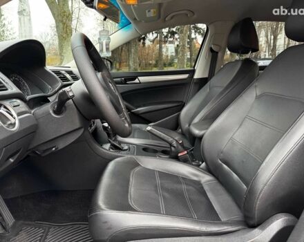 Белый Фольксваген Пассат, объемом двигателя 2.5 л и пробегом 206 тыс. км за 9990 $, фото 17 на Automoto.ua