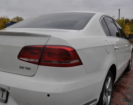 Белый Фольксваген Пассат, объемом двигателя 2 л и пробегом 195 тыс. км за 9000 $, фото 4 на Automoto.ua