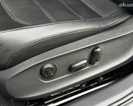 Белый Фольксваген Пассат, объемом двигателя 2.5 л и пробегом 206 тыс. км за 9990 $, фото 15 на Automoto.ua